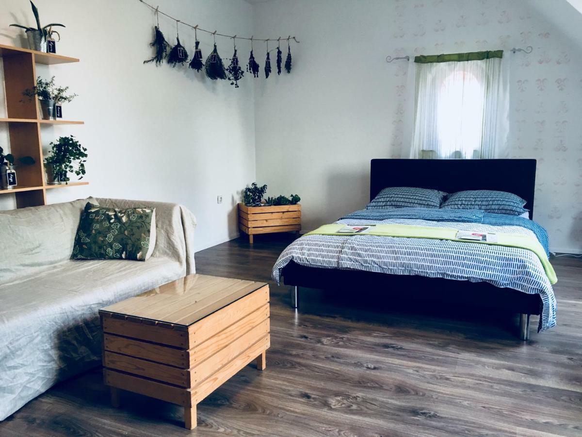 Urban Herbs Apartment Любляна Екстер'єр фото